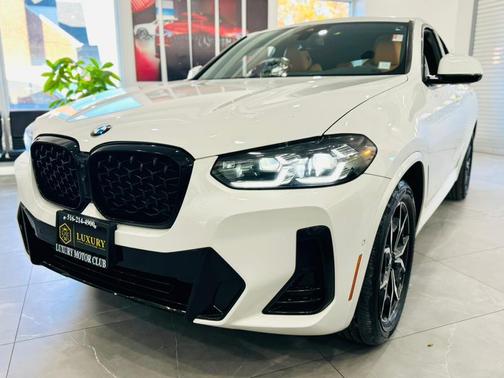 2023 BMW X4 xDrive30i