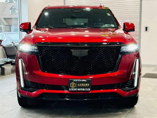 2023 Cadillac Escalade Sport