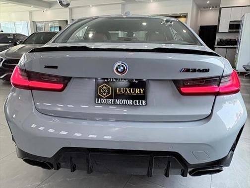 2023 BMW M340 i xDrive