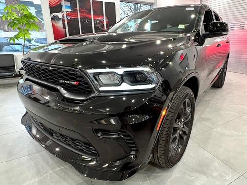 DB Black Clearcoat 2026 Dodge Durango GT Plus