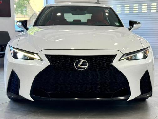 2022 Lexus IS 350 Base