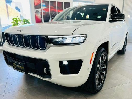 2023 Jeep Grand Cherokee Overland