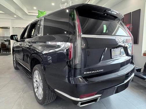 2023 Cadillac Escalade Premium Luxury
