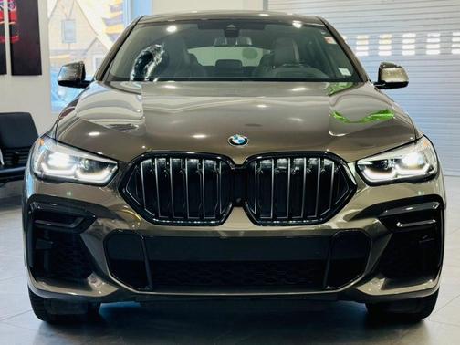 2023 BMW X6 xDrive40i