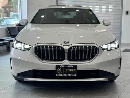 2024 BMW 530 i