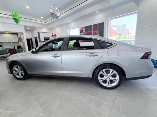 2024 Honda Accord LX 1.5T