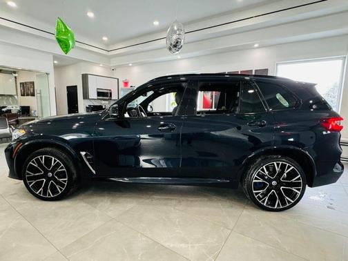 2022 BMW X5 M Base