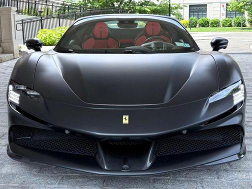 2024 Ferrari SF90 Spider Convertible