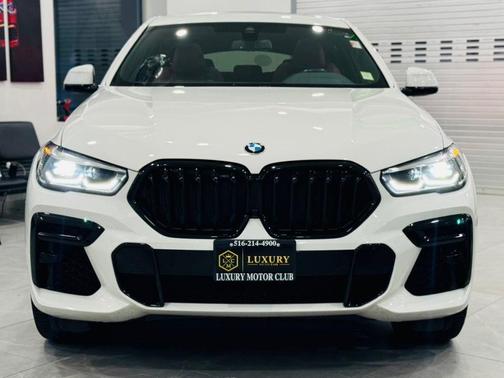 2022 BMW X6 xDrive40i