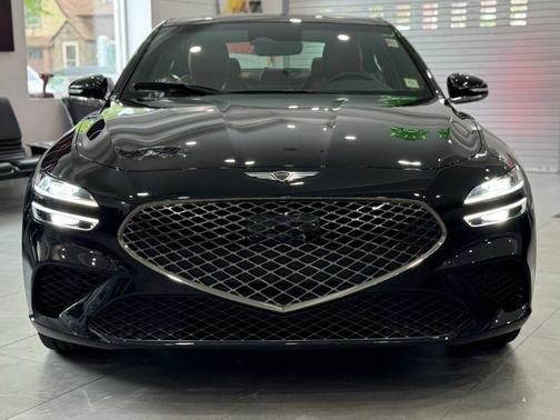 Vik Black 2025 Genesis G70 2.5T AWD