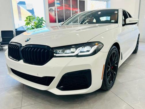 2022 BMW 530 i xDrive