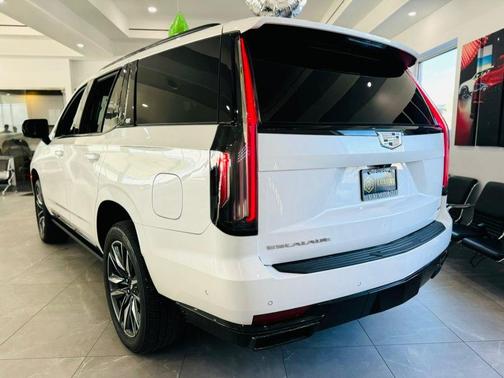 2022 Cadillac Escalade Sport Platinum