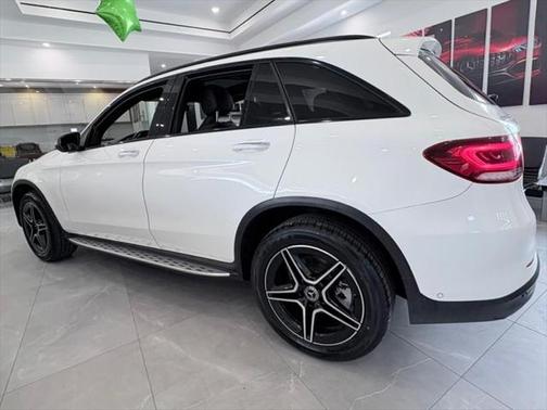 2021 Mercedes-Benz GLC 300 4MATIC