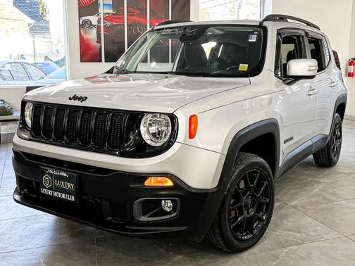 Photo 3 of 20 of 2019 Jeep Renegade Altitude