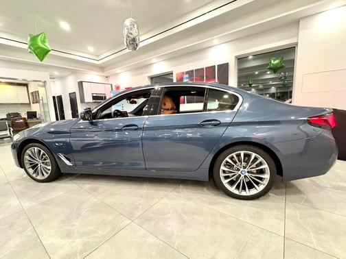 2023 BMW 530e Base