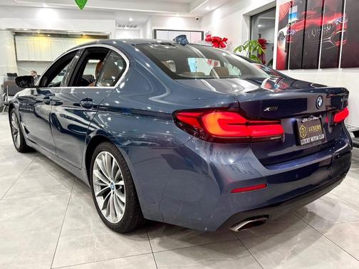2023 BMW 530e Base