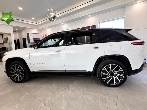 Bright White Clearcoat 2025 Jeep Wagoneer S Limited