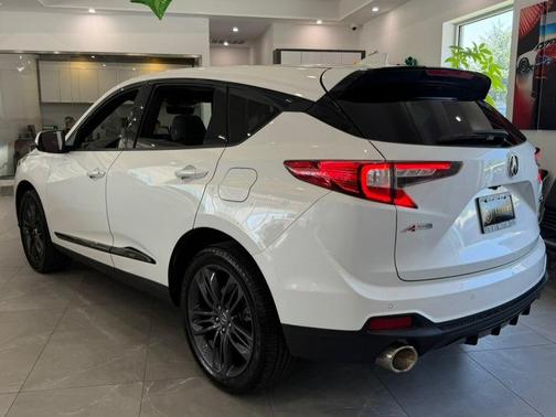 Platinum White Pearl 2023 Acura RDX Base