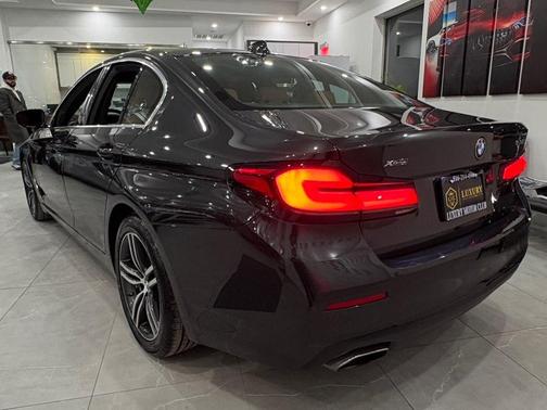 2022 BMW 530 i xDrive