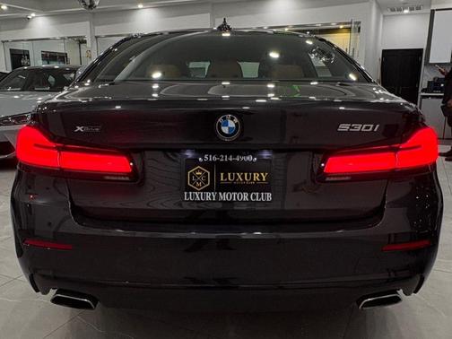 2022 BMW 530 i xDrive