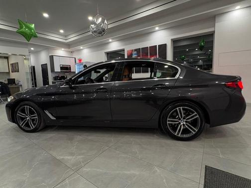 2022 BMW 530 i xDrive