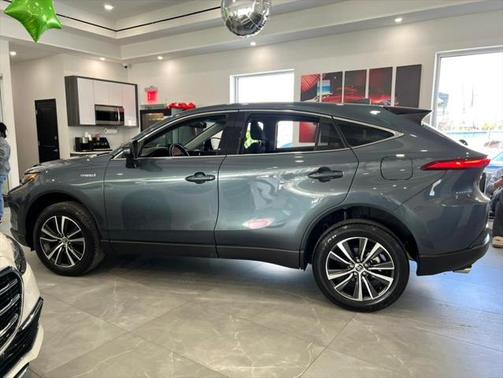 2021 Toyota Venza LE