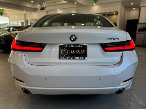 Mineral White Metallic 2025 BMW 330 330i Sedan