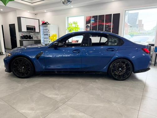 Portimao Blue Metallic 2025 BMW M3 Competition