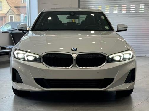 Mineral White Metallic 2025 BMW 330 330i Sedan