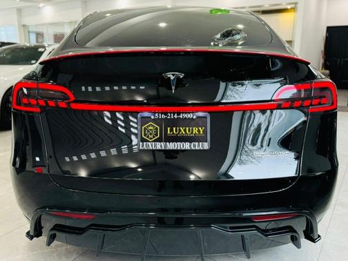 2024 Tesla Model Y Performance Dual Motor All-Wheel Drive