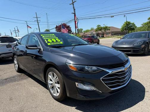 Gray 2023 Chevrolet Malibu FWD 1LT