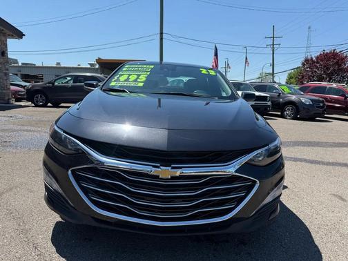 Gray 2023 Chevrolet Malibu FWD 1LT