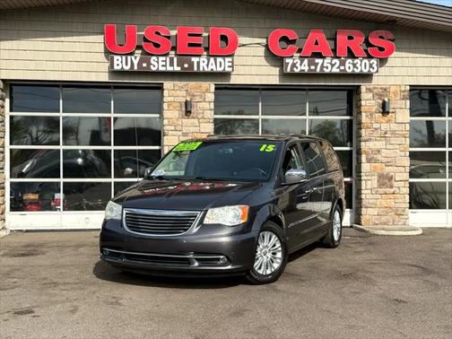 2015 Chrysler Town & Country Limited Platinum