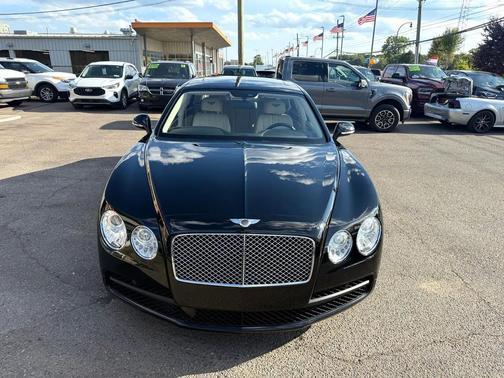 2015 Bentley Flying Spur Base