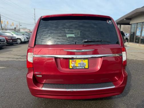 2015 Chrysler Town & Country Touring
