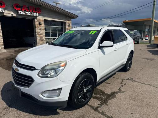White 2017 Chevrolet Equinox 1LT