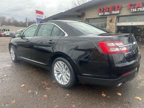 2018 Ford Taurus Limited