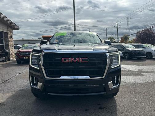 2022 GMC Yukon SLE