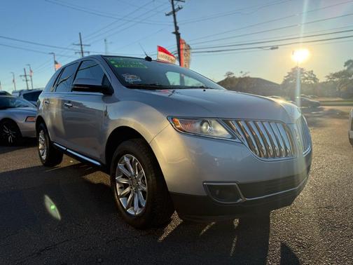 2013 Lincoln MKX Base