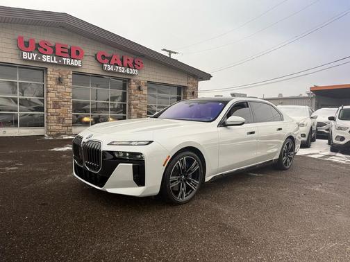 2023 BMW 760 i xDrive