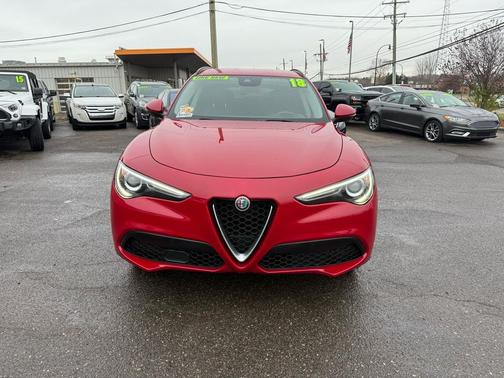 2018 Alfa Romeo Stelvio Sport