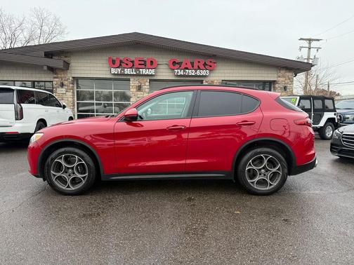 2018 Alfa Romeo Stelvio Sport