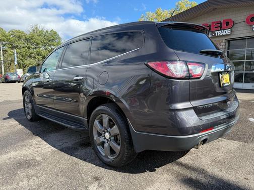 2017 Chevrolet Traverse 2LT
