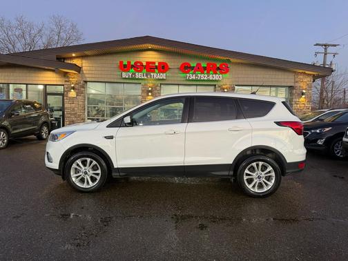 2019 Ford Escape SE