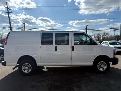 2021 Chevrolet Express 2500 RWD 2500 Regular Wheelbase WT