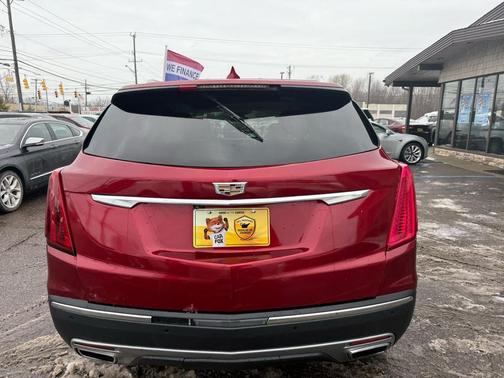 2021 Cadillac XT5 Premium Luxury