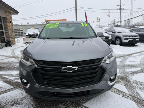 2020 Chevrolet Traverse LT Cloth