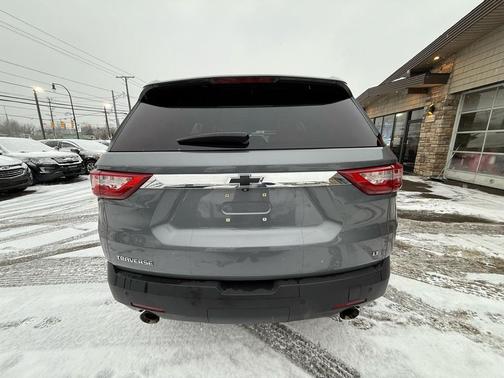 2020 Chevrolet Traverse LT Cloth