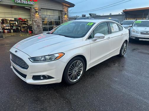 2013 Ford Fusion SE