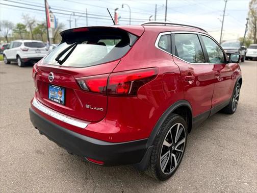2017 Nissan Rogue Sport SL